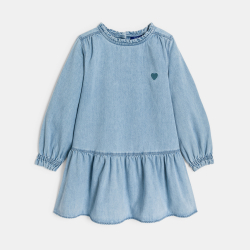 فستان قصير من الجينز الفاتح...